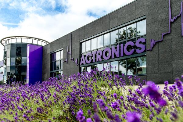 ACtronics uit Almelo groeit verder bij Zwitserse branchegenoot